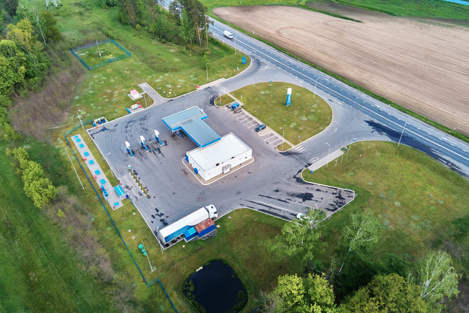 Aerial view of a cardlock fueling station